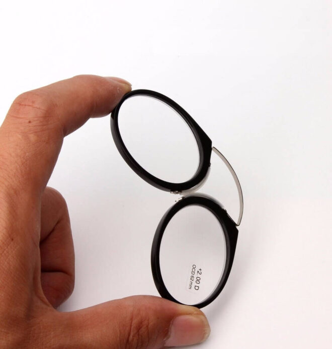 Nose Reading Glasses- SpectaNoz (Pince-Nez)